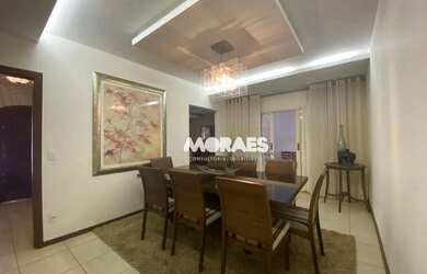 Imagem: A casa possui 3 Dormitórios, 5 Banheiros, 2 Vagas na garagem