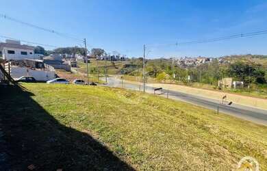 Imagem: O terreno possui 456m² de Área e está localizado em Jardins