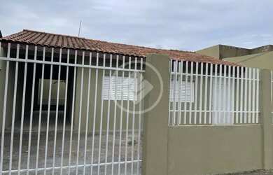 Imagem: A casa em condomínio possui 2 Dormitórios, 1 Banheiro, 2 Vagas