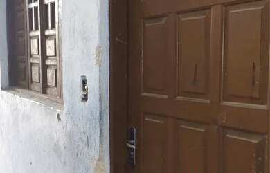 Imagem: A casa possui 2 Dormitórios, 2 Banheiros e está localizado