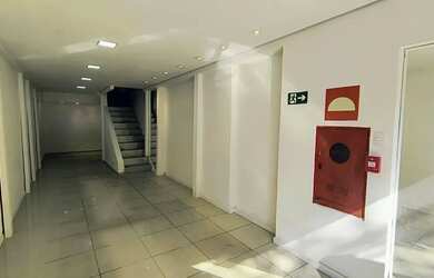 Imagem: O depósito possui 93m² de Área e está localizado em Barro