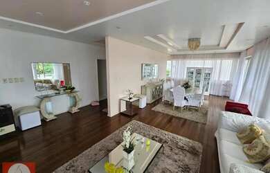 Imagem: O apartamento possui 4 Dormitórios, 4 Banheiros, 2 Vagas na