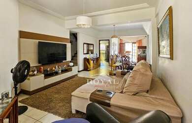 Imagem: A casa em condomínio possui 3 Dormitórios, 4 Banheiros, 2