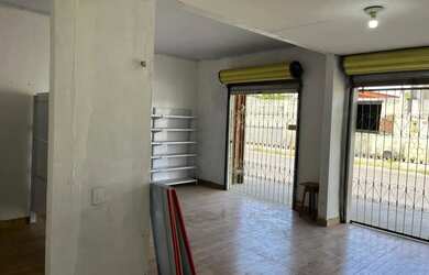 Imagem 5: Casa com ponto comercial na principal conj canaranas