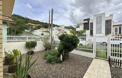 Imagem 6: Casa de laje com 3 quartos no bairro Urussanguinha