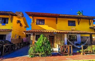 Imagem: A casa possui 2 Dormitórios, 2 Banheiros, 1 Vaga na garagem