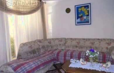 Imagem: A casa possui 3 Dormitórios, 3 Banheiros, 2 Vagas na garagem