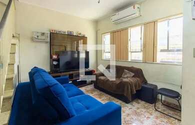 Imagem: A casa possui 5 Dormitórios, 2 Banheiros, 180m² de Área e