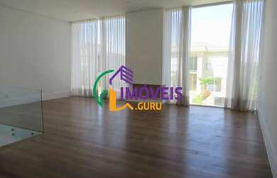 Imagem: A casa em condomínio à venda possui 4 Dormitórios, 5 Banheiros