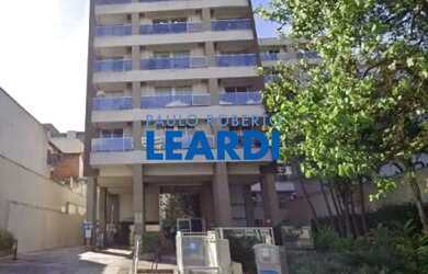 Imagem: O depósito possui 1 Vaga na garagem e 35m² de Área e está