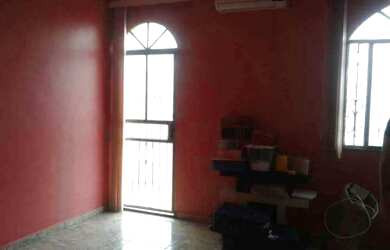 Imagem 2: VENDO CASA Casa com 4 dormitórios