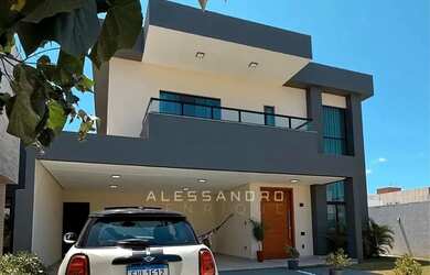 Imagem: A casa em condomínio possui 5 Dormitórios, 1 Banheiro, 4 Vagas