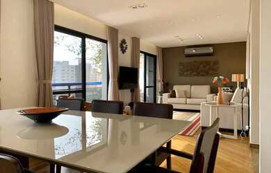 Imagem: O apartamento possui 2 Dormitórios, 2 Banheiros, 2 Vagas na