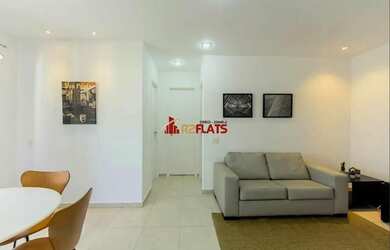 Imagem: O studio possui 2 Dormitórios, 1 Banheiro, 2 Vagas na garagem