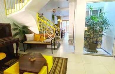 Imagem: A casa em condomínio possui 3 Dormitórios, 4 Banheiros, 2