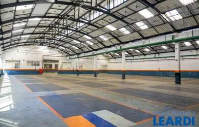 Imagem: O depósito possui 2.641m² de Área e está localizado em