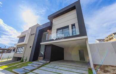 Imagem: A casa em condomínio possui 3 Dormitórios, 4 Banheiros, 4