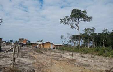 Imagem 1: Terreno. 300m² de Área