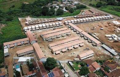 Imagem: A casa em condomínio possui 3 Dormitórios, 3 Banheiros, 2
