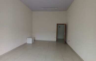 Imagem: O depósito possui 38m² de Área e está localizado em Centro