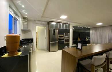 Imagem: O apartamento possui 4 Dormitórios, 5 Banheiros, 3 Vagas na