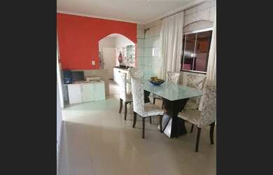 Imagem 3: Vendo no Arapoanga. 200m² de Área, 4 Vagas na garageme3 Dormitórios