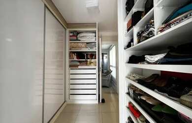 Imagem 5: Apartamento para venda possui 215 metros quadrados com 3 quartos em Patamares...