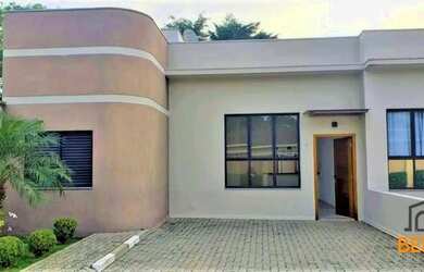 Imagem: A casa em condomínio possui 3 Dormitórios, 2 Banheiros, 2