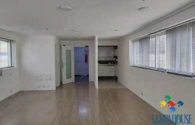 Imagem: O depósito possui 2 Vagas na garagem, 72m² de Área e está