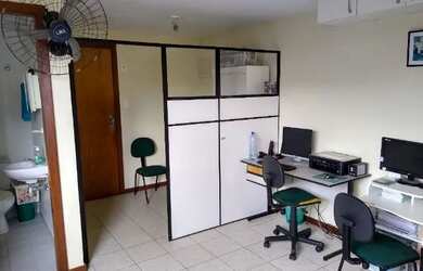 Imagem: O depósito para alugar possui 1 Vaga na garagem e 28m² de