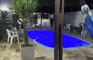 Imagem: A casa possui 2 Dormitórios, 2 Banheiros, 5 Vagas na garagem