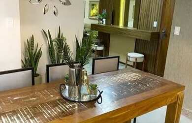 Imagem: O apartamento possui 4 Dormitórios, 3 Banheiros, 2 Vagas na