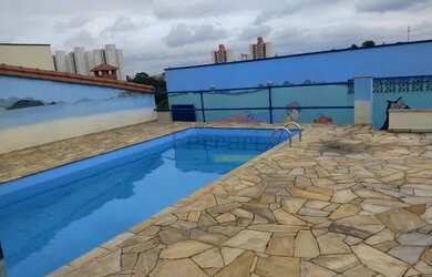 Imagem: O apartamento possui 2 Dormitórios, 1 Banheiro, 2 Vagas na