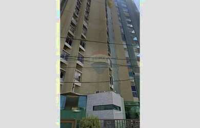 Imagem 4: VENDO - OPORTUNIDADE - APARTAMENTO REFORMADO - 150 MTS - BEIRA MAR - 03...