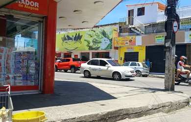 Imagem: A casa possui 2 Dormitórios, 1 Banheiro, 100m² de Área e