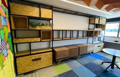 Imagem: O depósito possui 1 Vaga na garagem e 25m² de Área e está