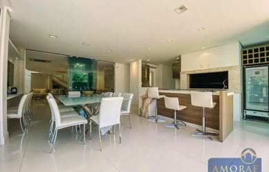 Imagem 16: Mansão de luxo em Jurerê Internacional - 6 suítes, vaga para 8 carros...