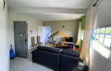 Imagem: O depósito possui 2 Vagas na garagem, 234m² de Área e está