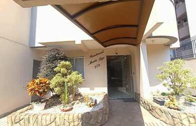 Imagem: O apartamento possui 1 Dormitório, 1 Banheiro, 1 Vaga na garagem