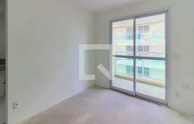 Imagem: O apartamento possui 1 Dormitório, 1 Banheiro, 1 Vaga na garagem