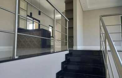 Imagem 11: Casa à Venda no Condomínio Portal do Jequitibá em Valinhos, no bairro...