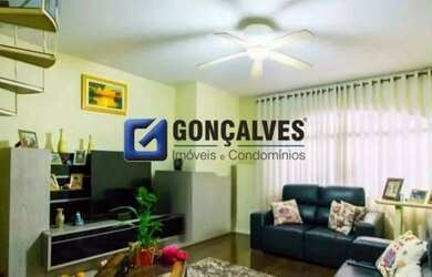 Imagem: A casa possui 2 Dormitórios, 3 Banheiros, 2 Vagas na garagem