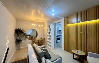 Imagem: O apartamento possui 1 Dormitório, 1 Banheiro, 1 Vaga na garagem