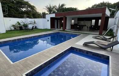 Imagem: A casa em condomínio possui 3 Dormitórios, 2 Banheiros, 4