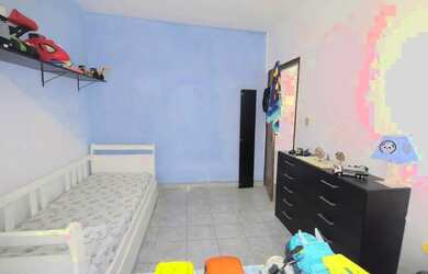 Imagem: A casa possui 2 Dormitórios, 1 Banheiro, 1 Vaga na garagem