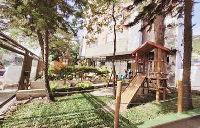 Imagem: O apartamento possui 4 Dormitórios, 2 Banheiros, 1 Vaga na