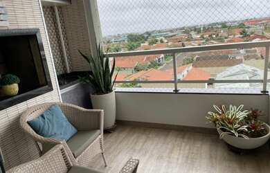 Imagem: O apartamento possui 3 Dormitórios, 2 Banheiros, 2 Vagas na