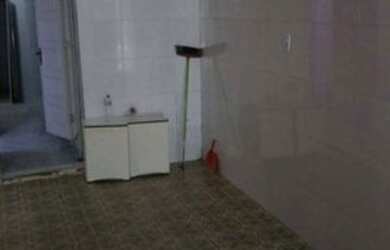 Imagem 4: VENDO UMA CASA. Varanda, 35m² de Área, 2 Banheirose3 Dormitórios