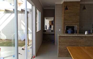 Imagem 6: Casa em Apucarana. Churrasqueira, Ar-condicionado, 240m² de Áreae3 Vagas...