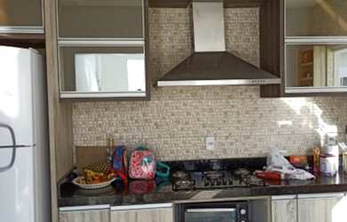 Imagem 5: Casa em Apucarana. Churrasqueira, Ar-condicionado, 240m² de Áreae3 Vagas...